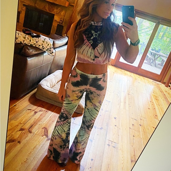 Meet your Posher, Brittney - Picture 10 of 16